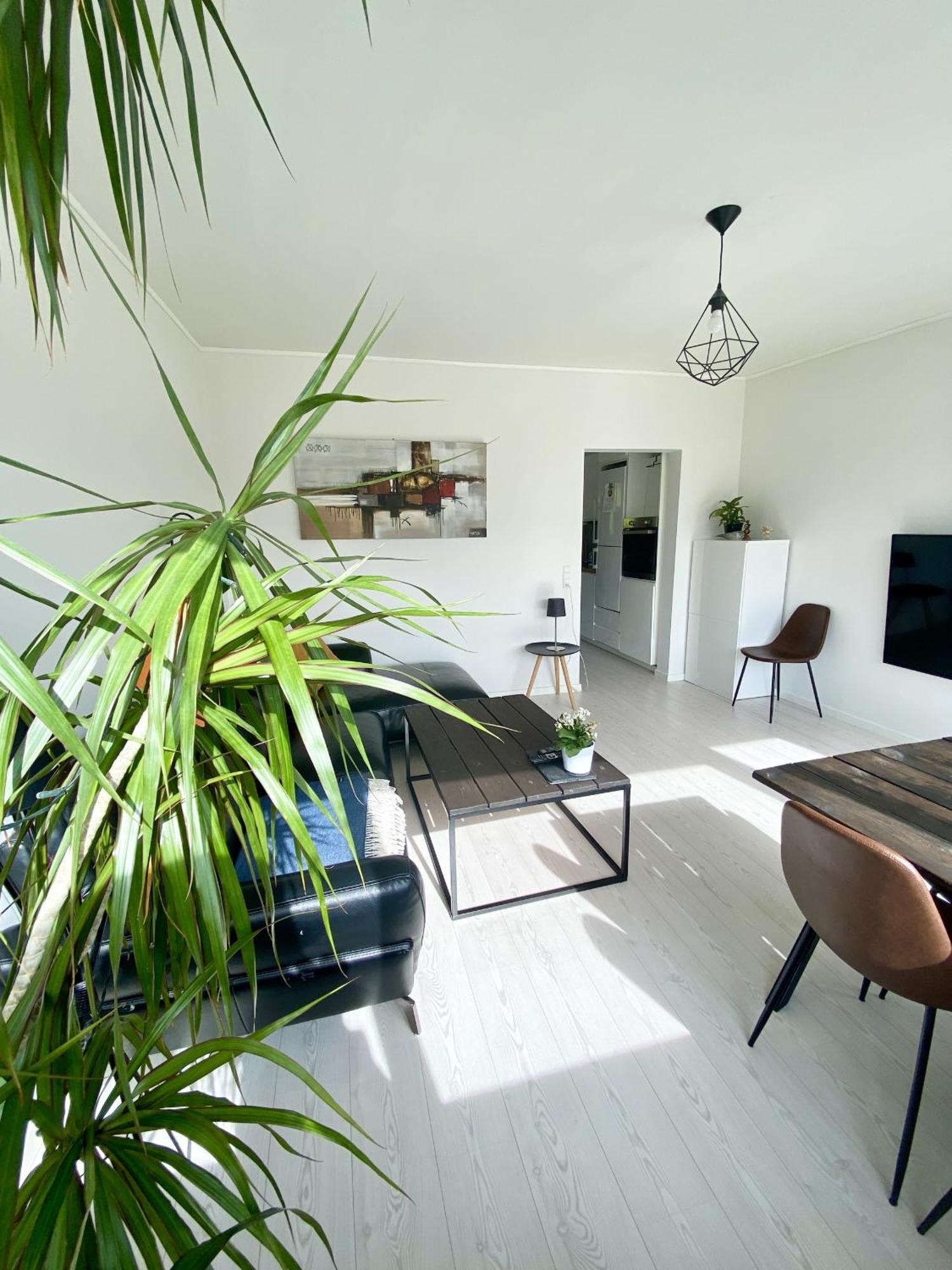 New Apartment - Close To City Center 兰德斯 外观 照片