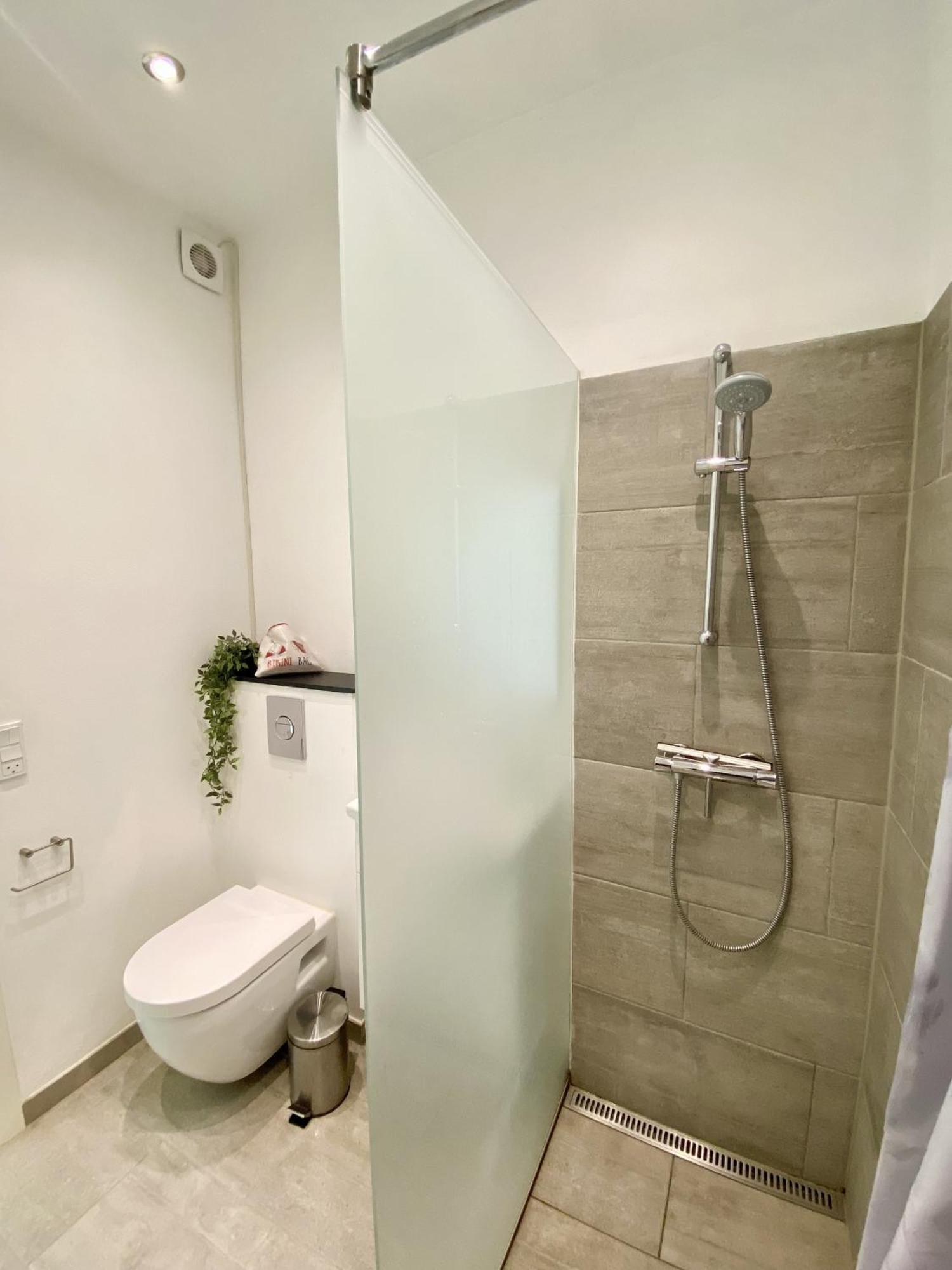 New Apartment - Close To City Center 兰德斯 外观 照片