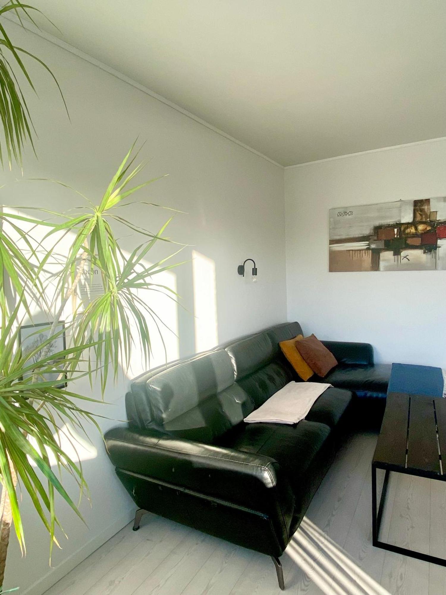 New Apartment - Close To City Center 兰德斯 外观 照片